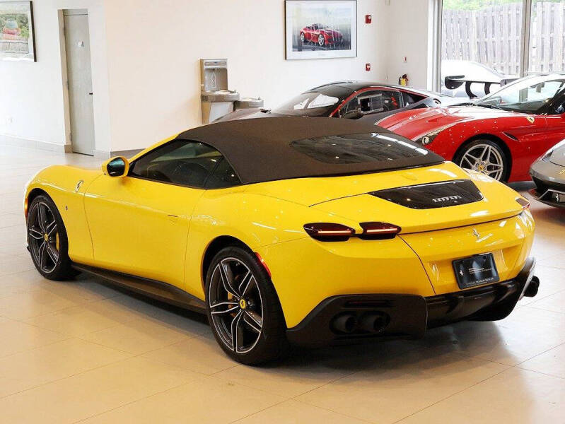 2025 Ferrari Roma Spider