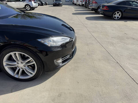 2014 Tesla Model S 85