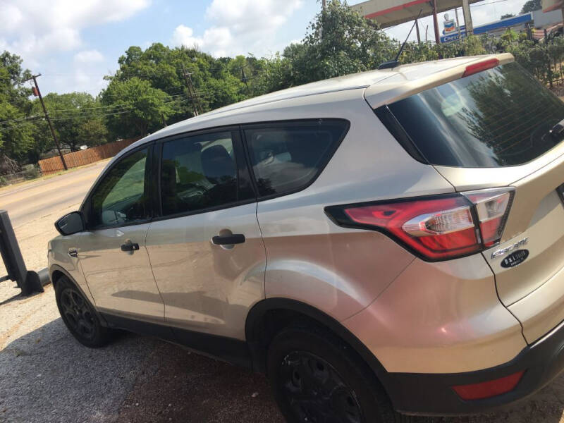 2017 Ford Escape S