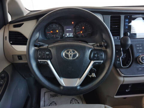 2017 Toyota Sienna L 7-Passenger
