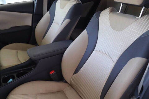 2017 Toyota Prius One