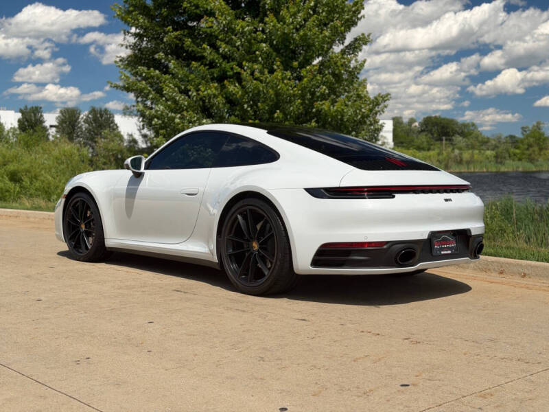 2021 Porsche 911 Carrera