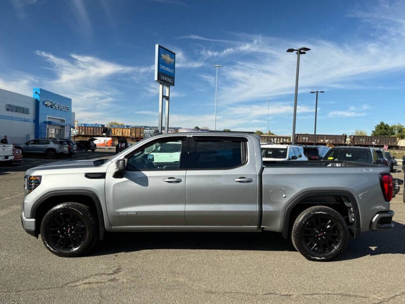 2024 GMC Sierra 1500 Elevation Standard