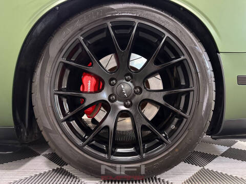 2009 Dodge Challenger SRT8