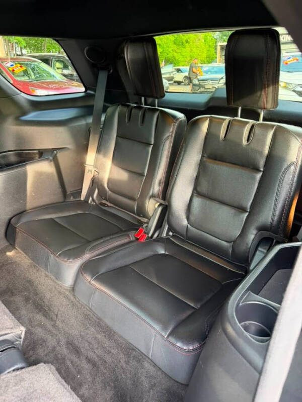 2016 Ford Explorer Sport