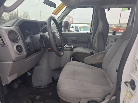 2011 Ford E-Series E-150
