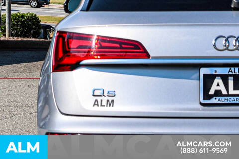 2022 Audi Q5 quattro Premium Plus 40 TFSI