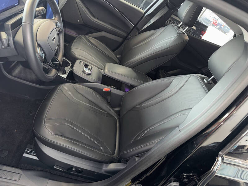 2024 Ford Mustang Mach-E Premium