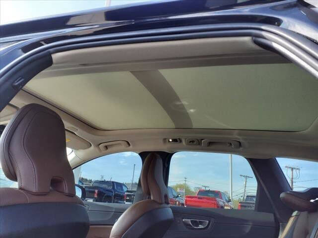 2019 Volvo XC60 T6 Momentum