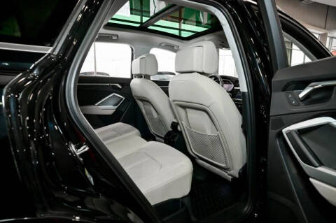 2021 Audi Q3 quattro S line Premium 45 TFSI