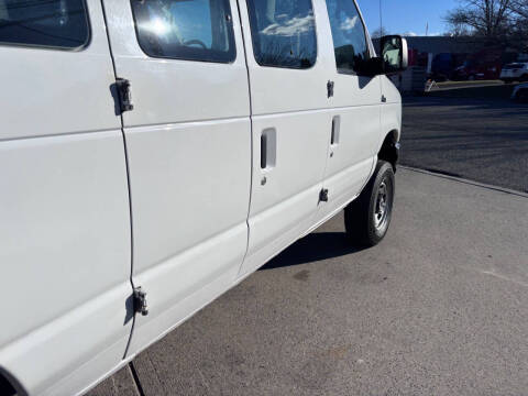 2012 Ford E-Series E-350 SD XLT