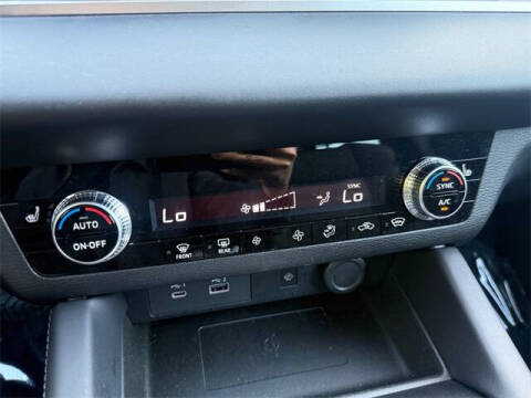 2023 Mitsubishi Outlander PHEV