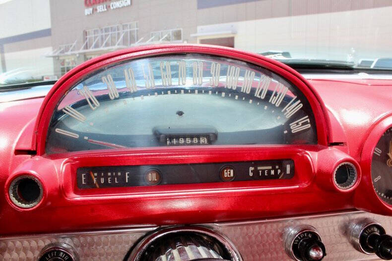 1955 Ford Thunderbird