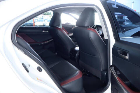 2018 Lexus IS 300