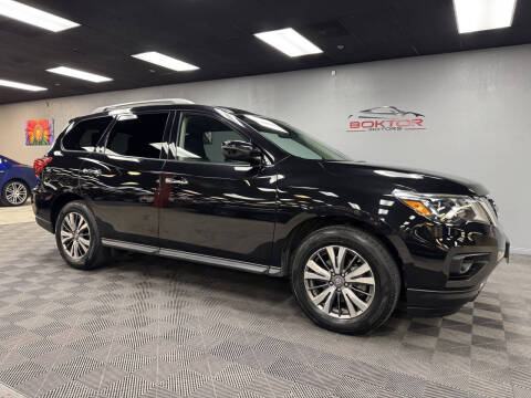 2018 Nissan Pathfinder for sale at Boktor Motors - Las Vegas in Las Vegas NV