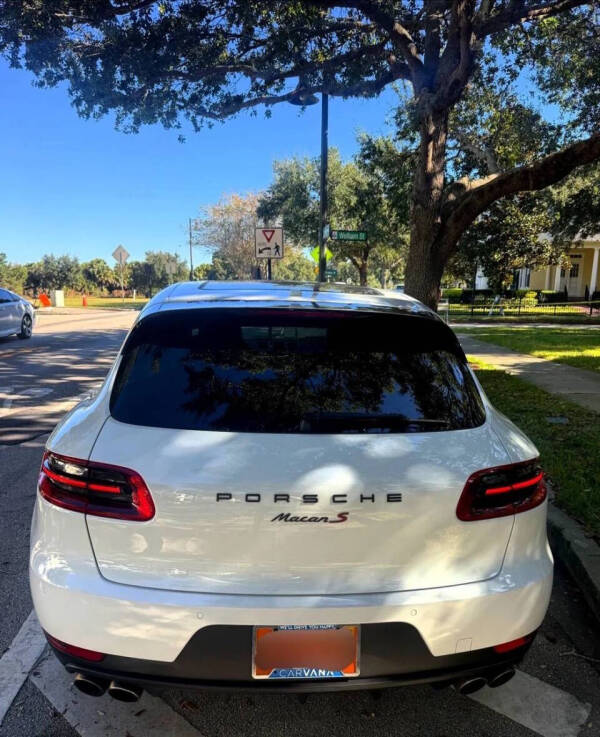 2015 Porsche Macan S