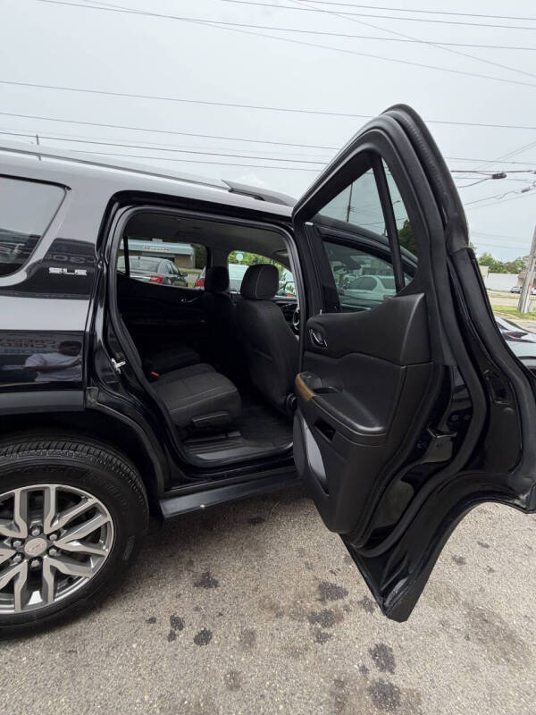 2019 GMC Acadia SLE-2
