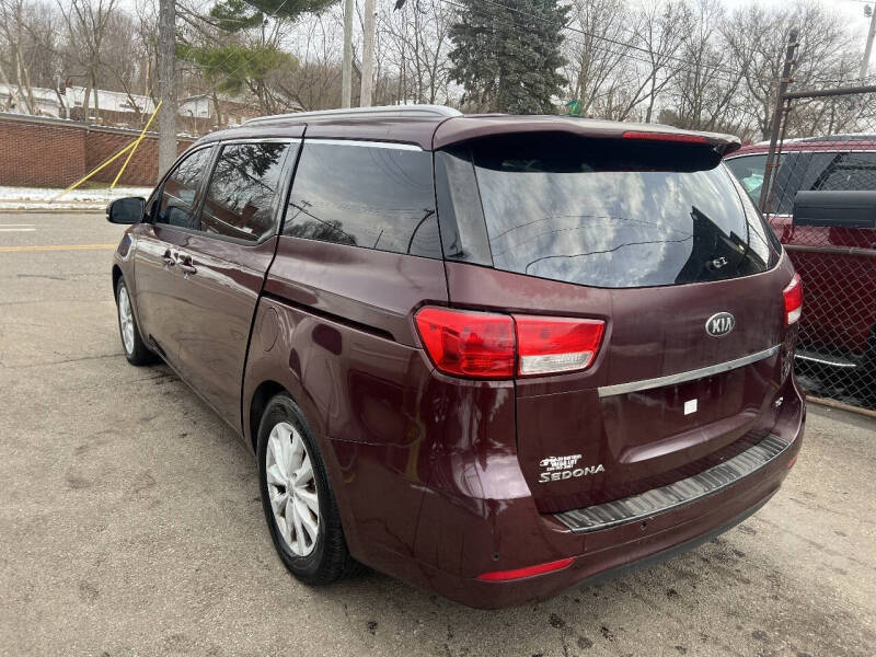 2015 Kia Sedona SX
