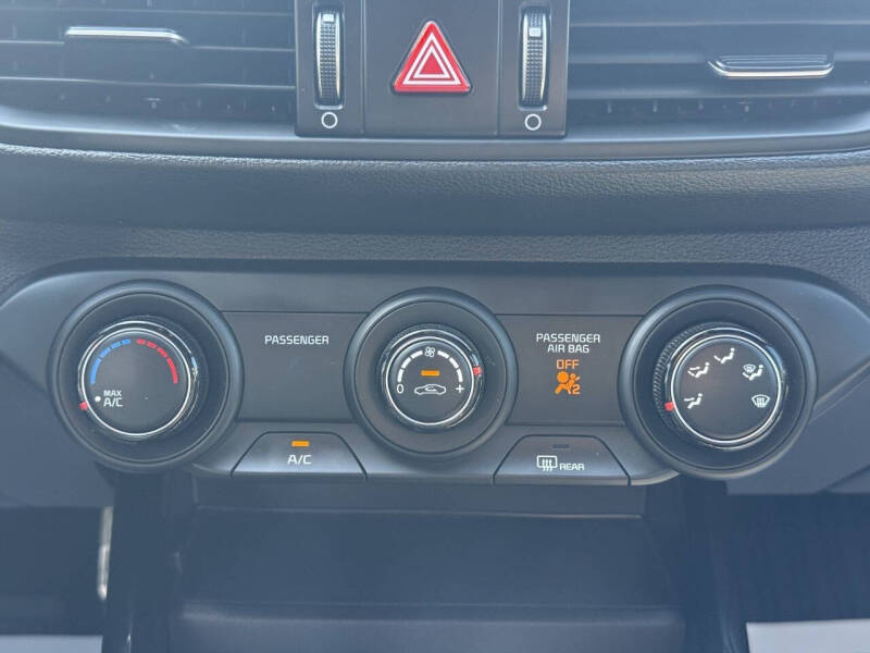 2021 Kia Forte GT Line