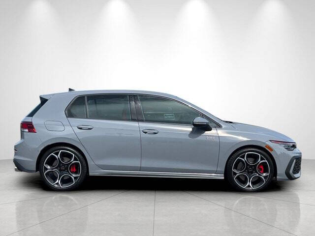 2026 Volkswagen Golf GTI Autobahn