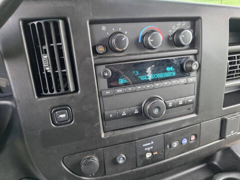 2023 GMC Savana 2500