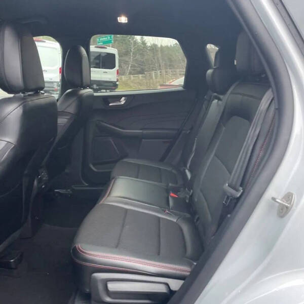 2025 Ford Escape ST-Line Select