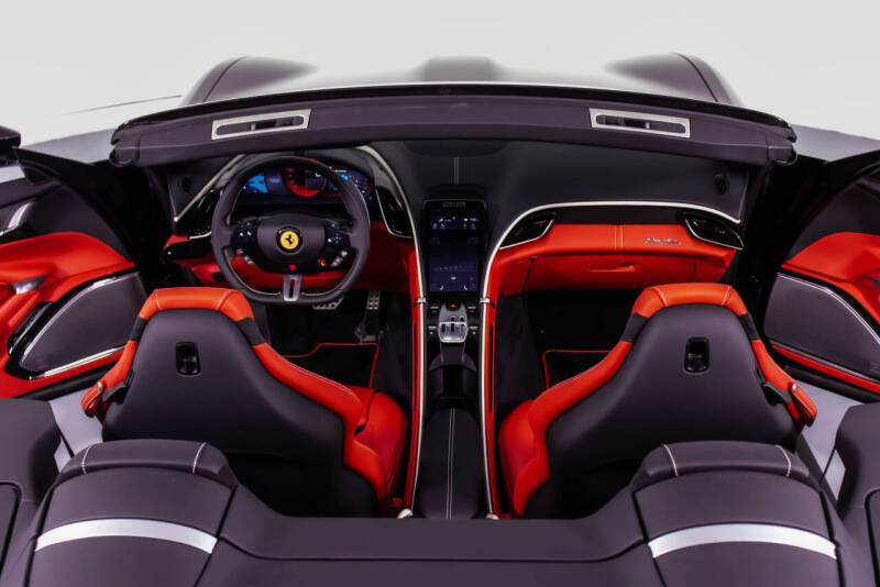 2024 Ferrari Roma Spider