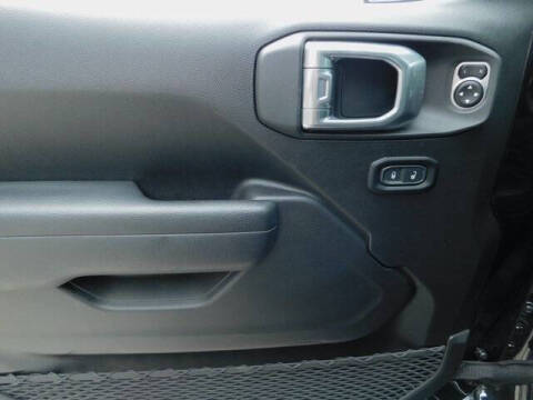 2024 Jeep Gladiator NightHawk