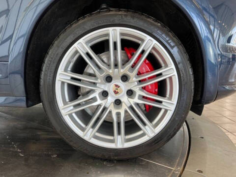 2012 Porsche Cayenne Turbo
