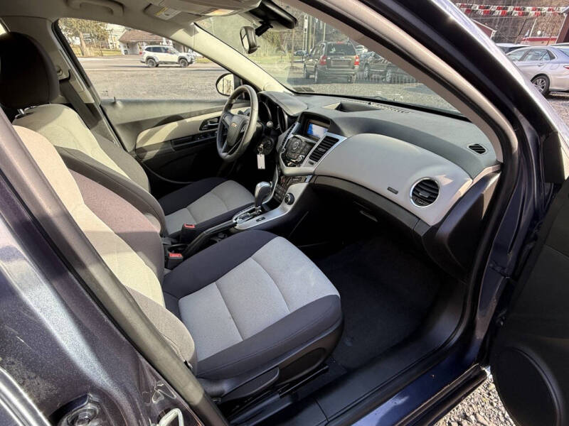 2014 Chevrolet Cruze LS Auto