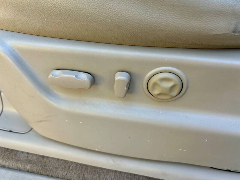 2009 Chevrolet Suburban LTZ