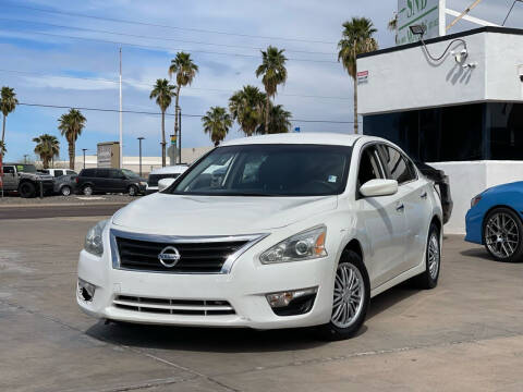 2014 Nissan Altima for sale at SNB Motors in Mesa AZ