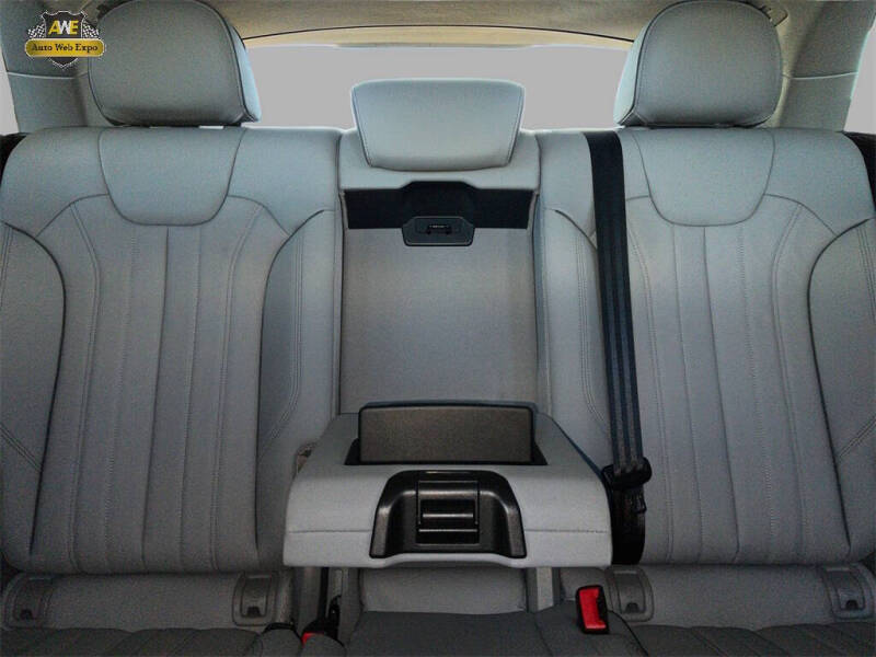 2024 Audi Q5 e quattro S line Premium 55 TFSI