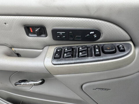 2005 Cadillac Escalade