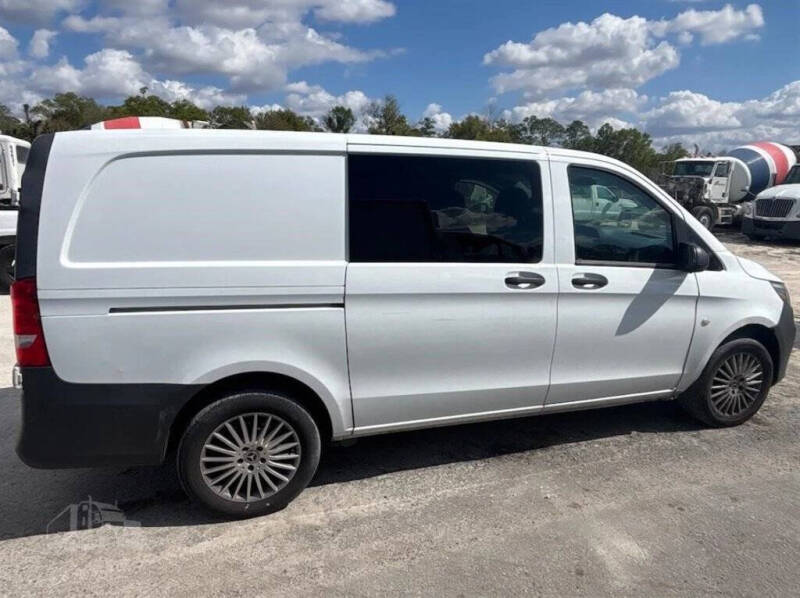 2017 Mercedes-Benz Metris Worker Cargo