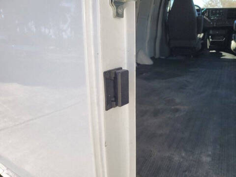 2023 Chevrolet Express 2500