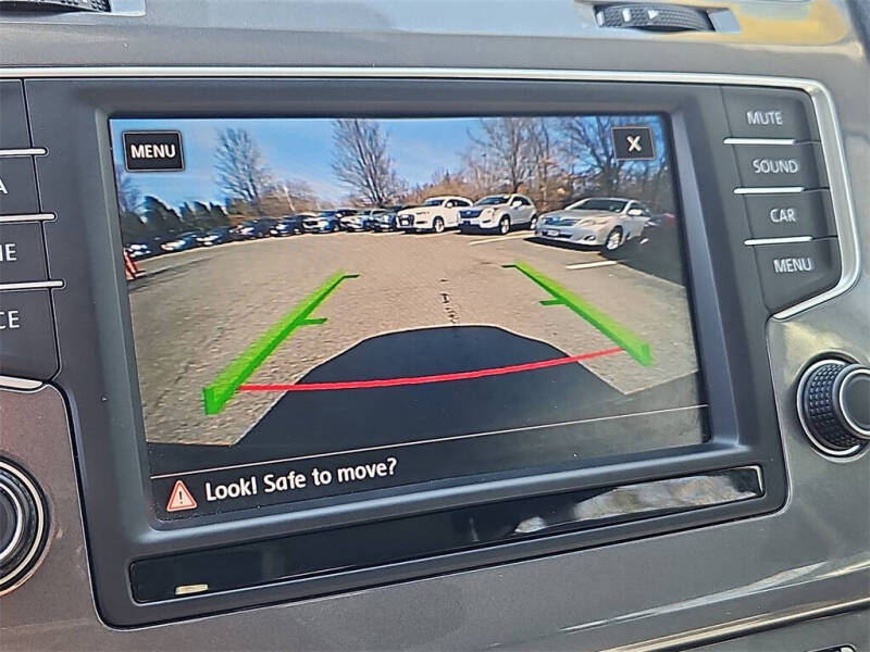 2016 Volkswagen e-Golf SE