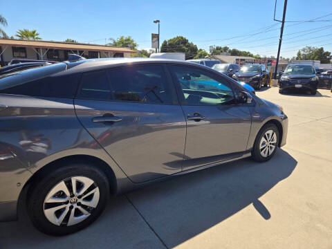 2018 Toyota Prius Three