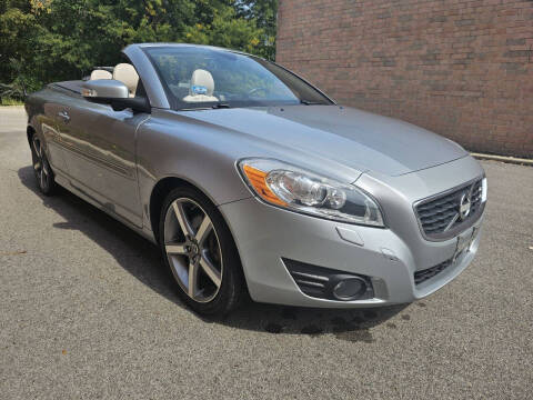 2011 Volvo C70 T5