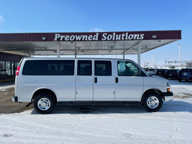 2014 chevrolet express passenger