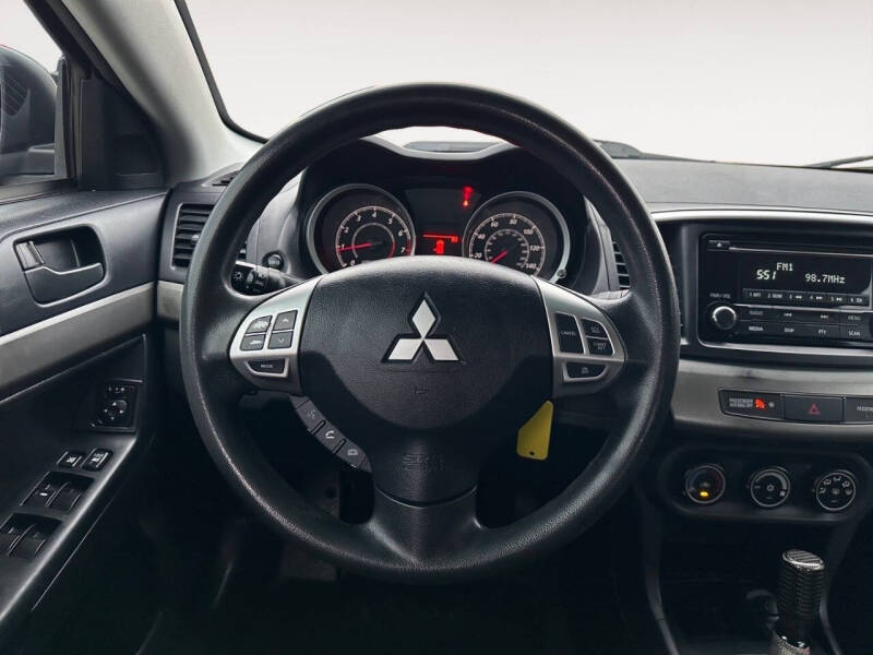 2014 Mitsubishi Lancer ES