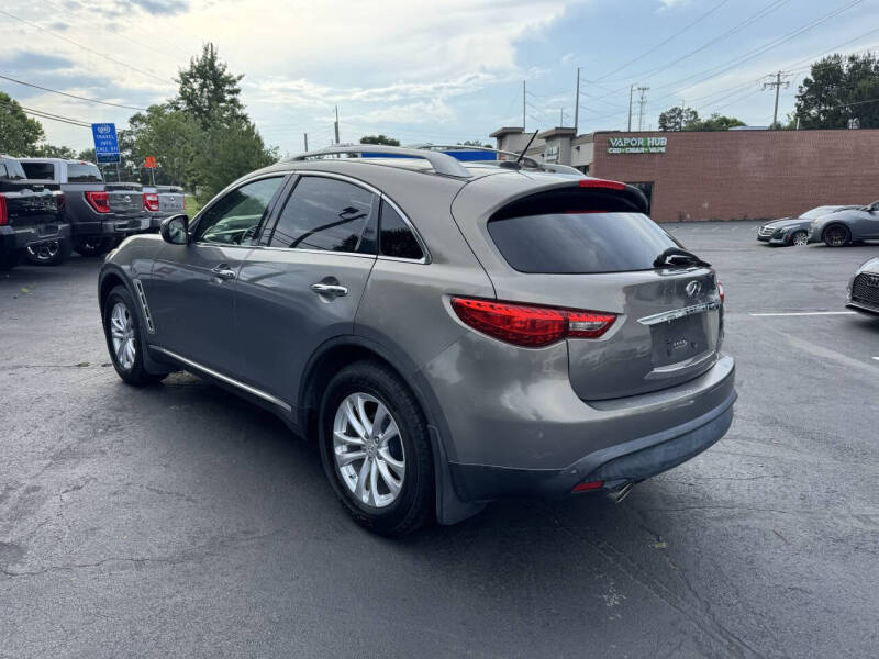 2010 Infiniti FX35