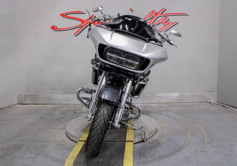 2019 Harley-Davidson CVO Road Glide