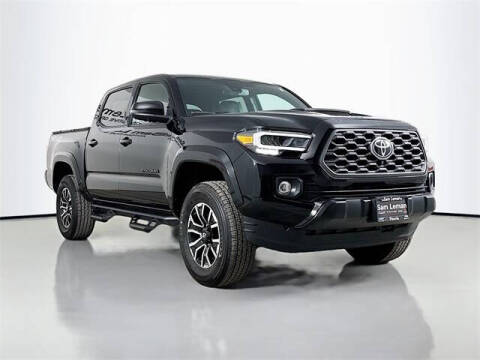 2023 Toyota Tacoma for sale at Sam Leman Chrysler Jeep Dodge of Peoria in Peoria IL