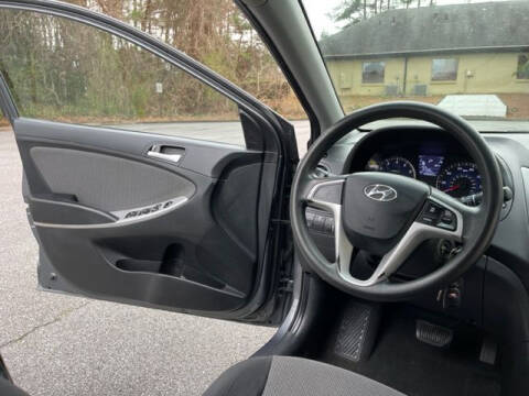 2013 Hyundai Accent GS