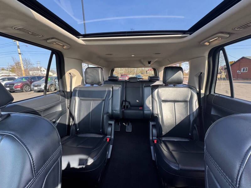 2024 Ford Expedition MAX XLT