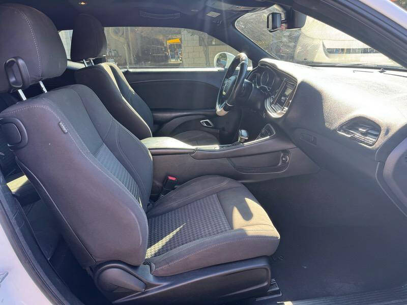 2019 Dodge Challenger SXT