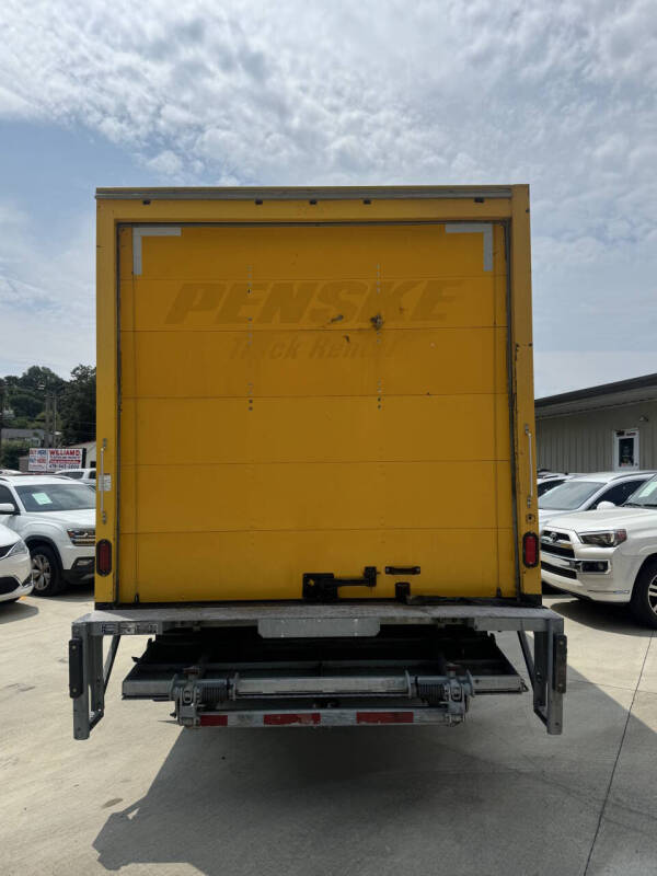 2018 Hino 155