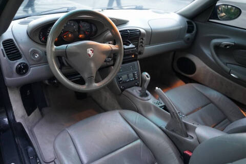 2001 Porsche 911 Carrera 4