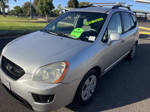 2009 Kia Rondo